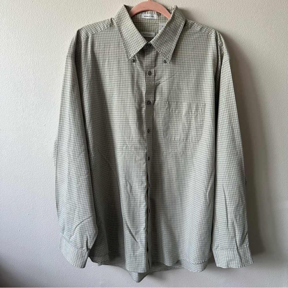 Vintage Men's XL Van Heusen Plaid Dress Shirt